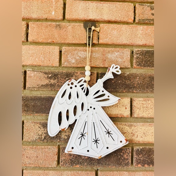 *Shabby Chic Metal Angel Ornament - Picture 5 of 12